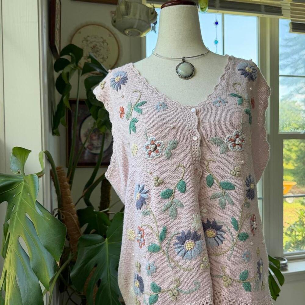 Embroidered Pink Sweater Vest Floral Vintage Cottagecore